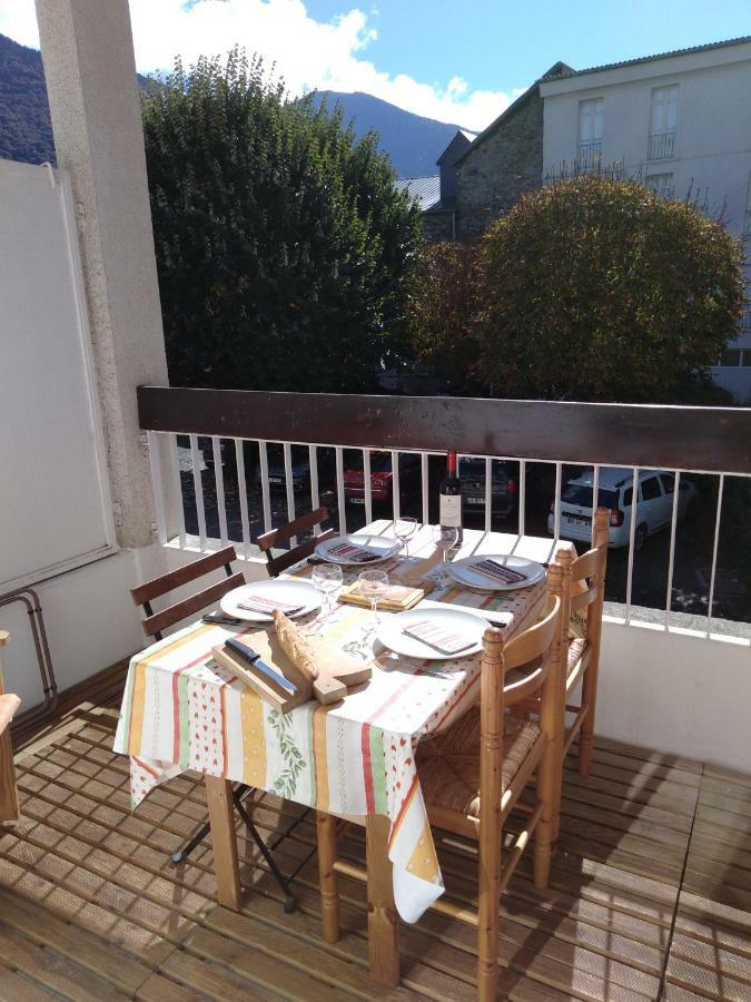 Le Pardeilhan Appt Chaleureux, Lumineux Avec Terrasse Et Parking En Coeur De Ville Bagnères-de-Luchon Exteriér fotografie